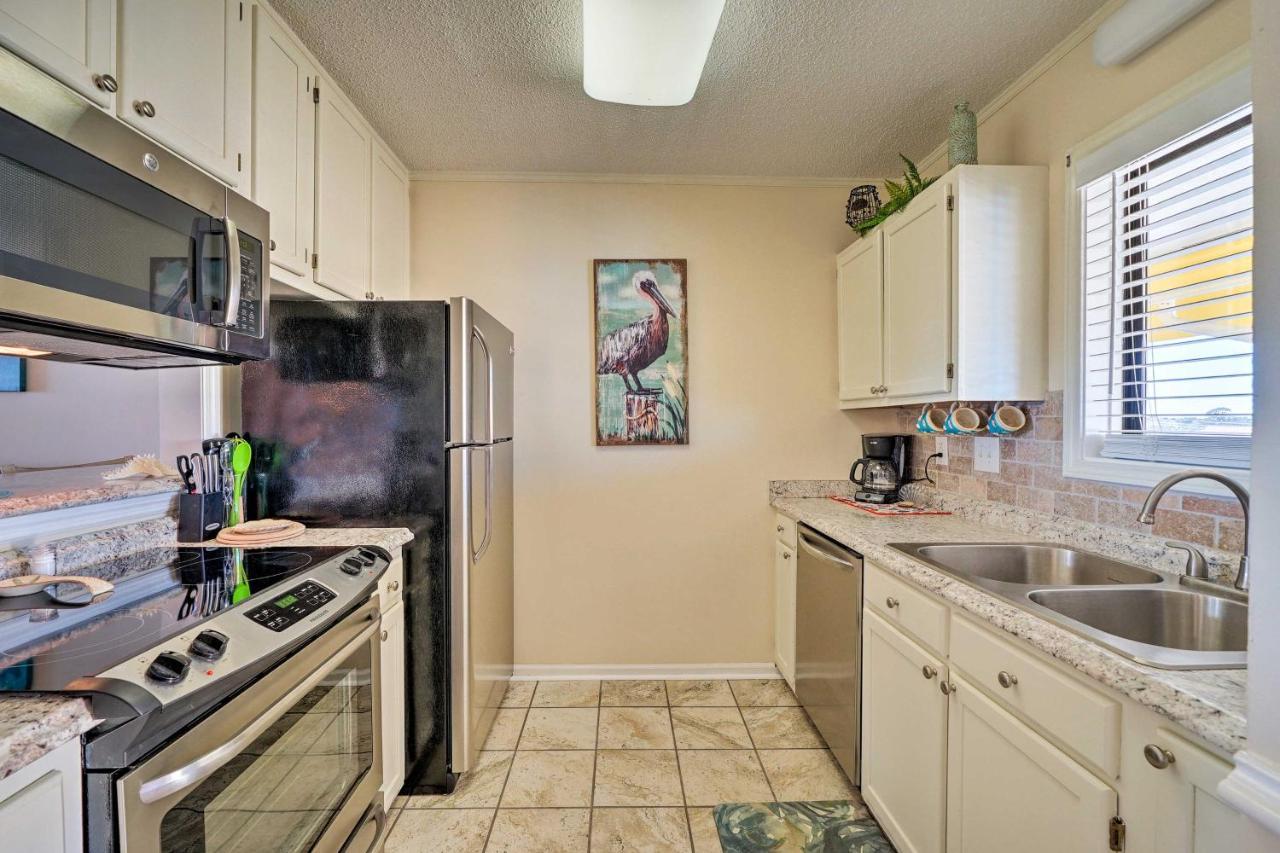 Ferienwohnung Breezy Beach Retreat With 180-Degree Ocean Views! Carolina Beach Exterior foto