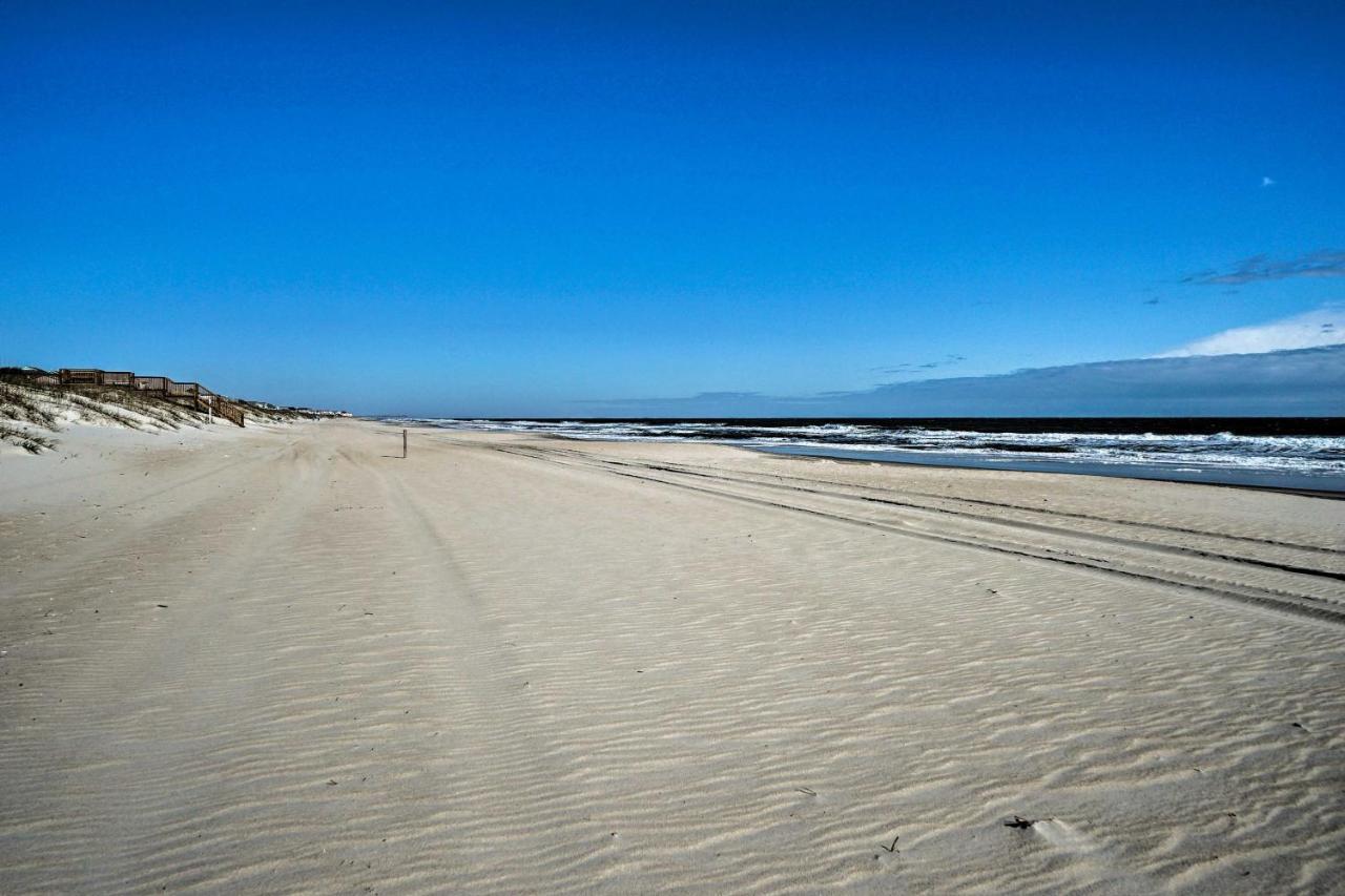 Ferienwohnung Breezy Beach Retreat With 180-Degree Ocean Views! Carolina Beach Exterior foto