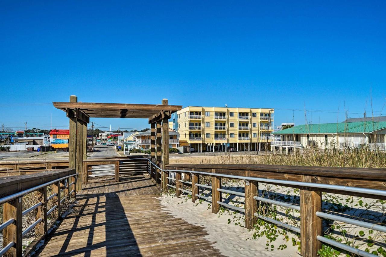 Ferienwohnung Breezy Beach Retreat With 180-Degree Ocean Views! Carolina Beach Exterior foto