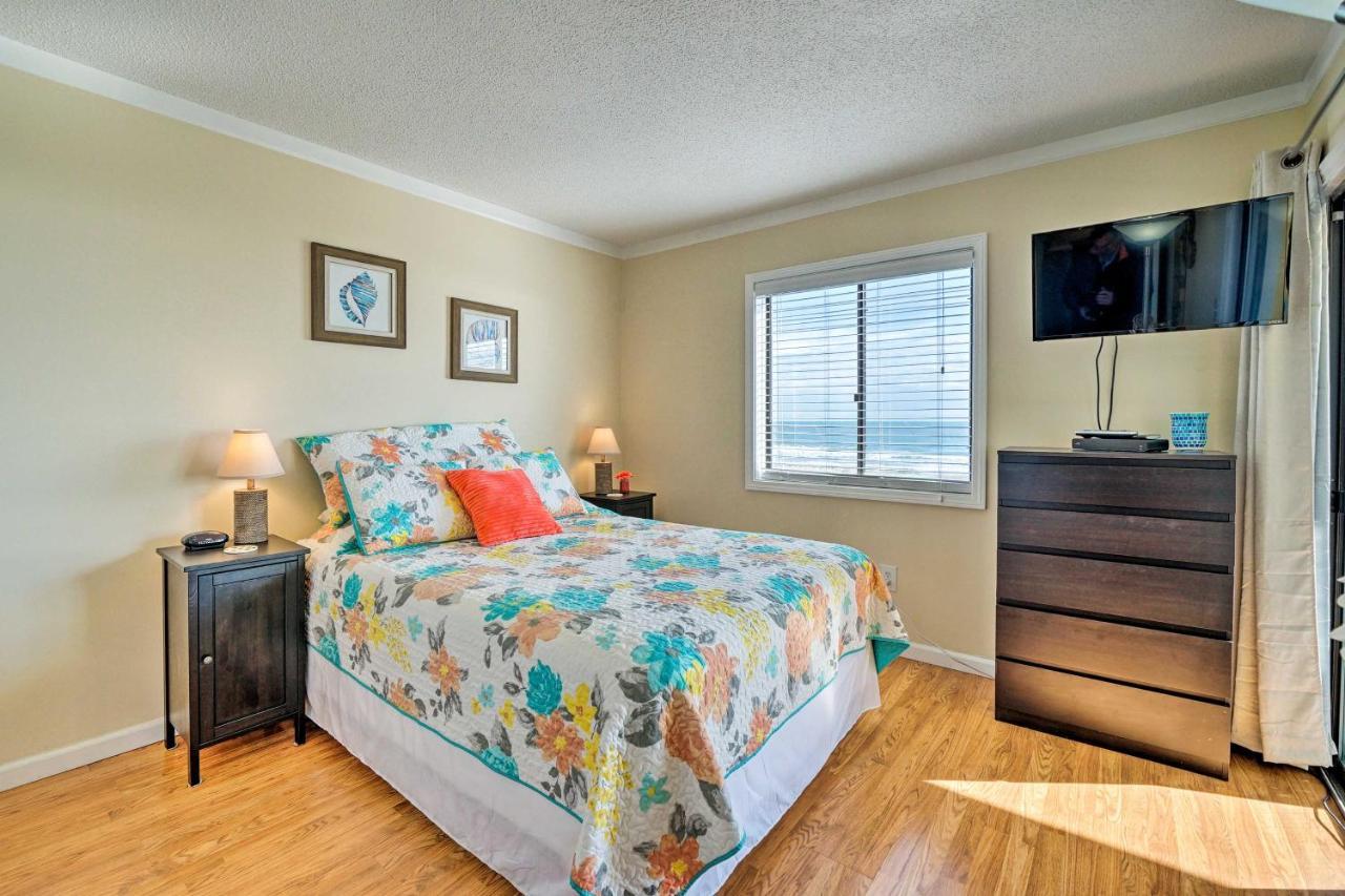 Ferienwohnung Breezy Beach Retreat With 180-Degree Ocean Views! Carolina Beach Exterior foto